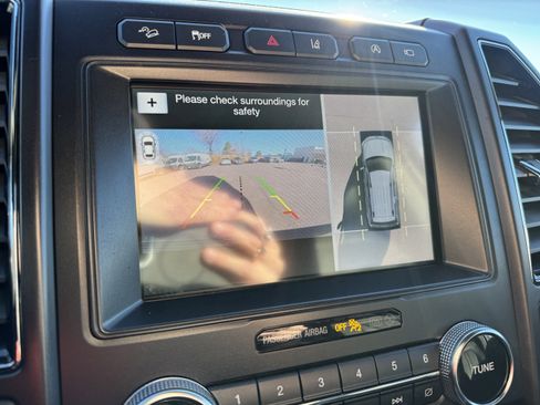 Used 2019 Ford Expedition Limited w/ Equipment Group 302A image 25