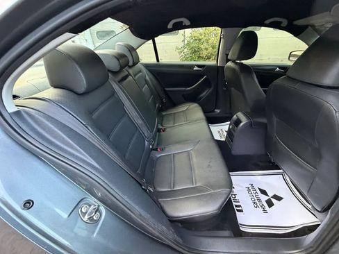 Used 2014 Volkswagen Jetta SE FWD image 26