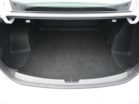 Used 2024 Chevrolet Malibu RS image 26