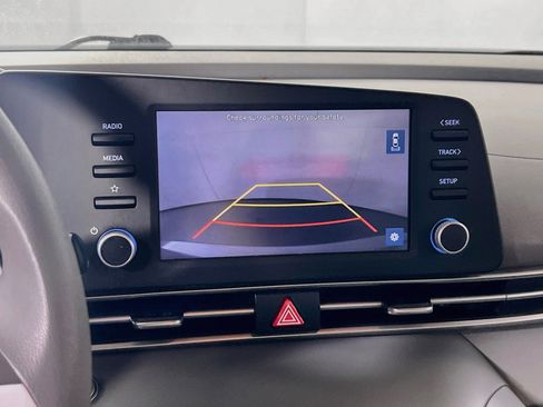 Used 2023 Hyundai Elantra SEL FWD image 13