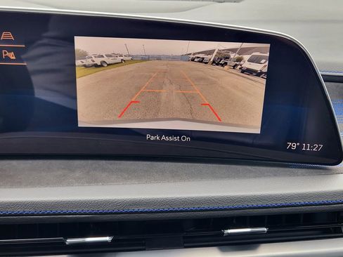 Used 2024 Cadillac XT4 Sport w/ Cold Weather Package FWD image 18
