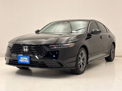 Certified 2025 Honda Accord EX-L image 2