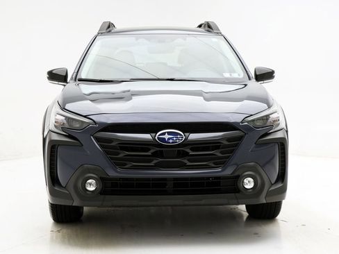 Used 2025 Subaru Outback Premium w/ Popular Package #1 image 5
