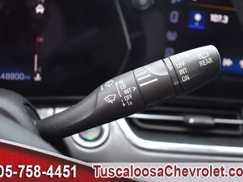 Used 2024 Chevrolet Trax ACTIV w/ Sunroof Package FWD image 32