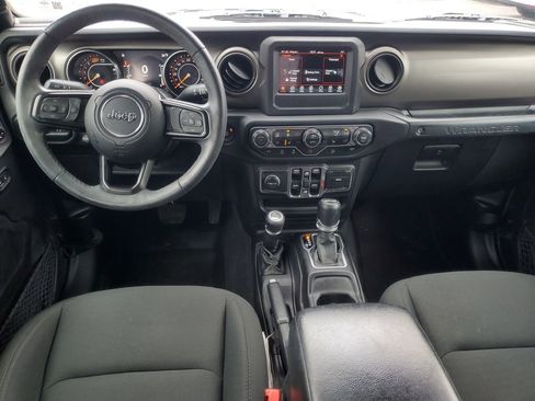 Used 2018 Jeep Wrangler Unlimited Sport S image 25