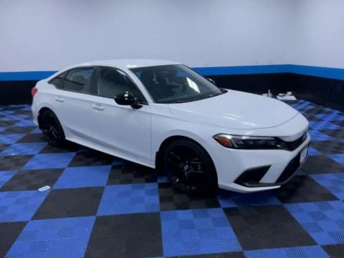 Certified 2023 Honda Civic Sport image 2