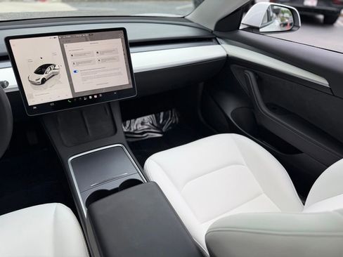 Used 2023 Tesla Model 3 Standard Range RWD image 42