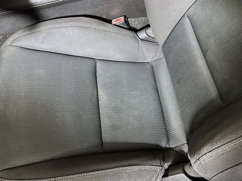 Used 2015 Chevrolet Camaro LT RWD image 18