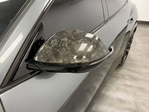 Used 2019 Lamborghini Urus image 12