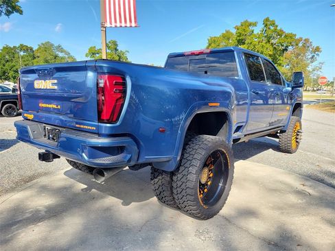 Used 2025 GMC Sierra 3500 Denali Ultimate image 5