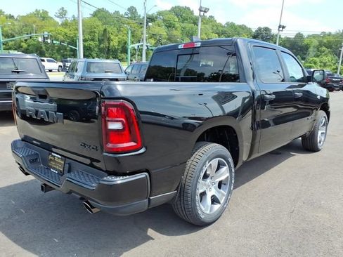 New 2026 RAM 1500 Express AWD/4WD image 3