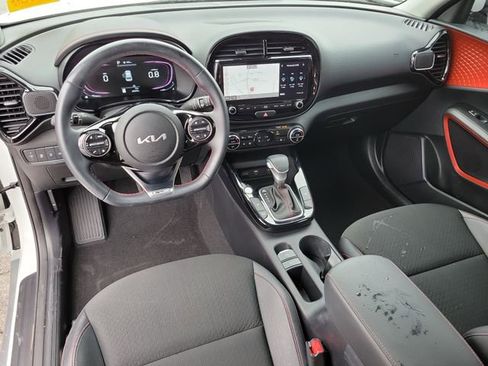 Certified 2023 Kia Soul GT-Line w/ GT-Line Technology Package FWD image 17