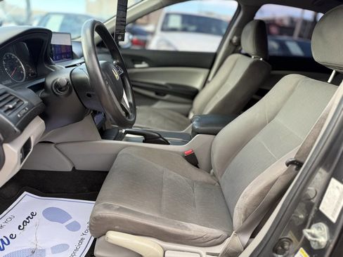 Used 2012 Honda Accord LX image 9