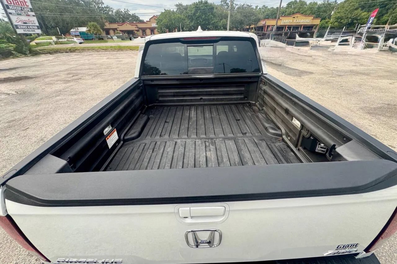 Used 2021 Honda Ridgeline RTL-E image 12