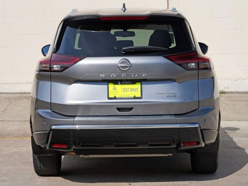 Used 2024 Nissan Rogue Platinum w/ Platinum Premium Package AWD/4WD image 48