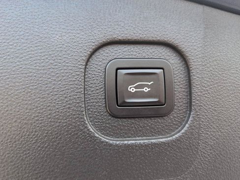 Used 2016 GMC Terrain SLT w/ Open Road Package AWD/4WD image 15