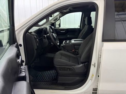 Used 2023 Chevrolet Silverado 1500 Custom w/ LPO, Dark Essentials Package AWD/4WD image 18