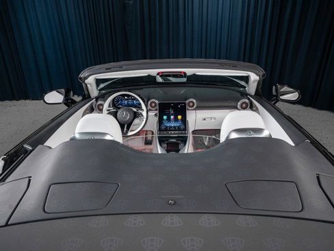 Certified 2026 Mercedes-Benz Maybach SL 680 image 7