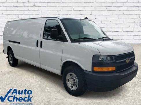 Used 2023 Chevrolet Express 2500 Extended w/ Driver Convenience Package RWD image 5