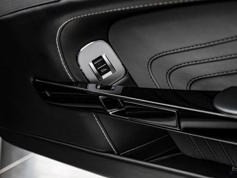 Used 2014 Aston Martin V8 Vantage S RWD image 85