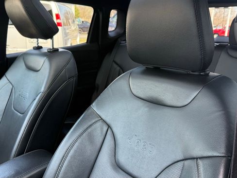 Used 2022 Jeep Compass High Altitude image 34