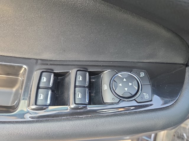 Used 2020 Ford Edge SEL w/ Convenience Package FWD image 17