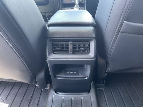 Used 2024 Honda CR-V EX-L image 16