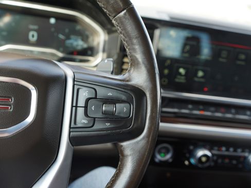 Used 2022 GMC Sierra 1500 SLT w/ SLT Convenience Package image 12