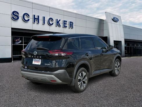 Used 2021 Nissan Rogue SV AWD/4WD image 2