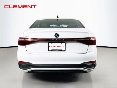 Used 2025 Volkswagen Jetta Sport FWD image 8