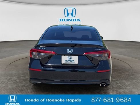 Used 2024 Honda Civic Sport image 4