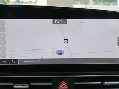 New 2026 Hyundai Elantra Limited FWD image 21