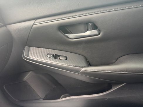 Certified 2023 Nissan Sentra SV FWD image 35
