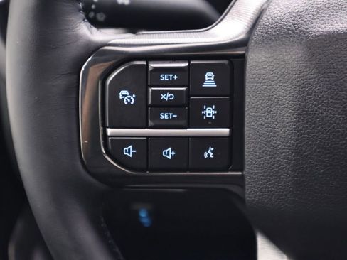 Certified 2025 Ford F350 Platinum w/ FX4 Off-Road Package AWD/4WD image 26