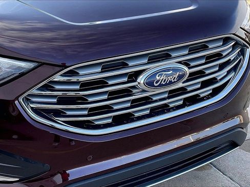 Used 2024 Ford Edge Titanium image 29