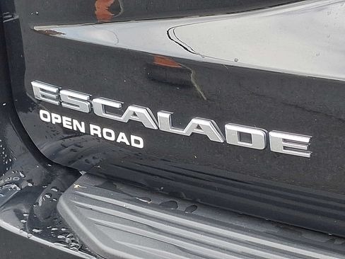 Certified 2025 Cadillac Escalade Sport Platinum w/ LPO, Floor Liner Package AWD/4WD image 30