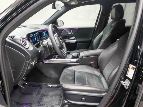 Certified 2023 Mercedes-Benz GLB 250 image 23