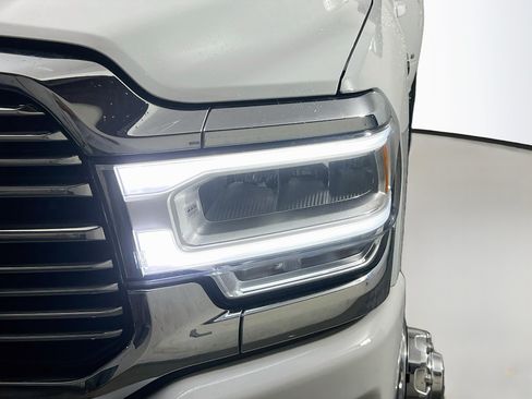 Used 2023 RAM 3500 Laramie AWD/4WD image 11