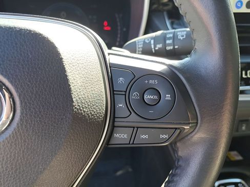 Used 2023 Toyota Corolla Cross XSE w/ Convenience Package image 21