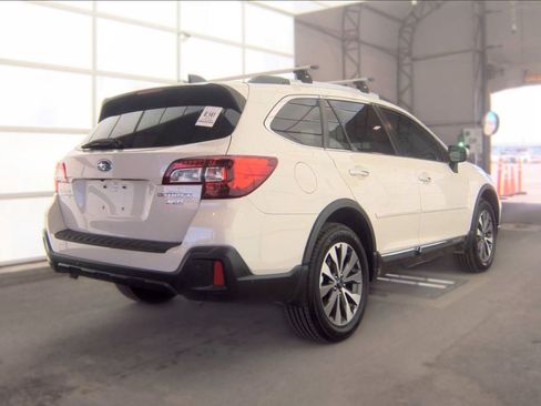 Used 2018 Subaru Outback 3.6R Touring w/ Protection Package #1 AWD/4WD image 4