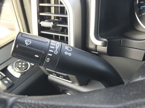 Used 2019 Ford F350 Lariat w/ Lariat Ultimate Package image 49