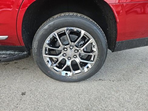 New 2026 GMC Yukon Elevation w/ LPO, Floor Liner Package image 10