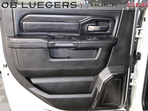 Used 2024 RAM 2500 Limited image 15