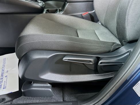 Used 2023 Honda CR-V LX image 18