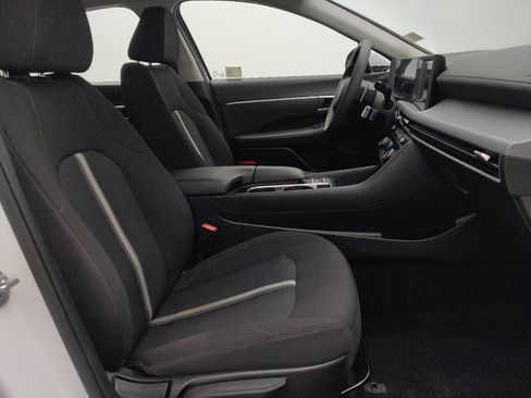 Used 2025 Hyundai Sonata SEL FWD image 21