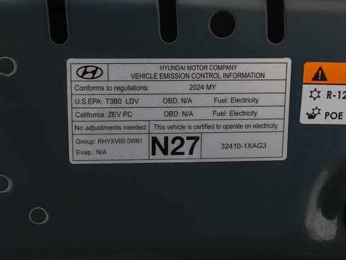 Used 2024 Hyundai Ioniq 5 SEL RWD image 28