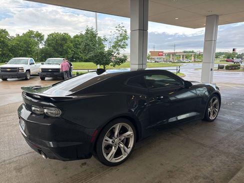 Used 2023 Chevrolet Camaro SS RWD image 4