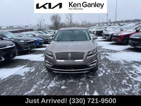 Used 2019 Lincoln MKC Premiere image 2