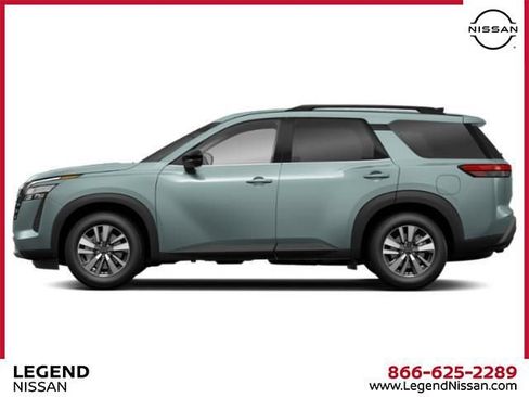 New 2026 Nissan Pathfinder SL image 3