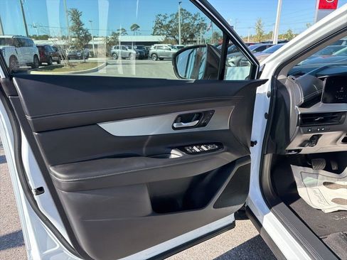 Certified 2025 Nissan Murano SL w/ Cargo Package image 15